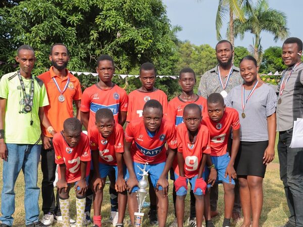 Académie Lead Haiti soccer champions